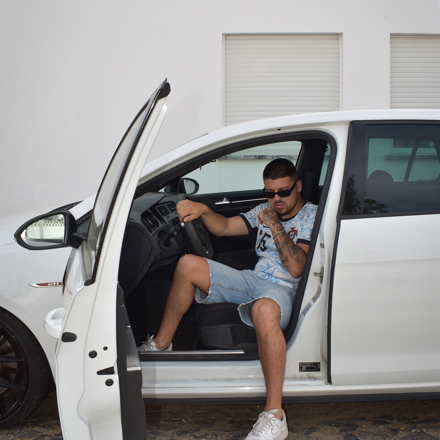 503591517 18352916854153501 1071146460254245732